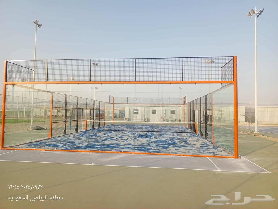 فني تركيب ملاعب بادل في المملكة العربية السعودية بخدمة ممتاز64249941949315110