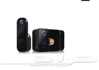 Specialist in installing smart locks and fingerprint devices64249506172802110