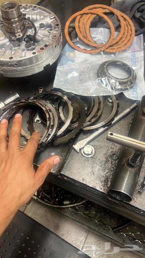 Transmission Rebuild for Jeep with One-Year Warranty64437679450115111