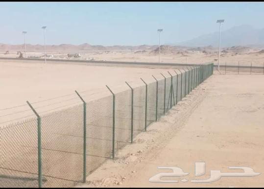 We install fences and barriers, farm fences, poultry fences, residential fences64245001177858112