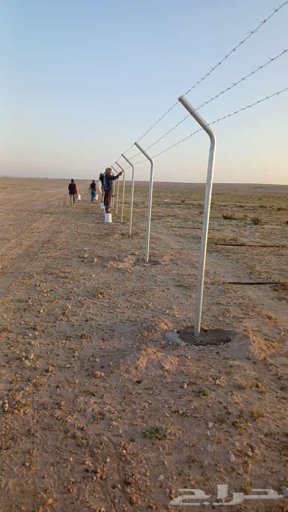 We install fences and barriers, farm fences, poultry fences, residential fences64245001177858113