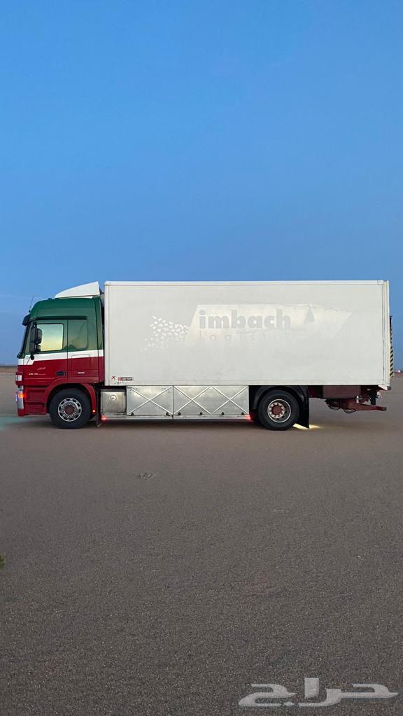 لوري مغلق هايدروليك 7 ونص متر نقل عفش لجميع ضواحي المملكه64254319944835111