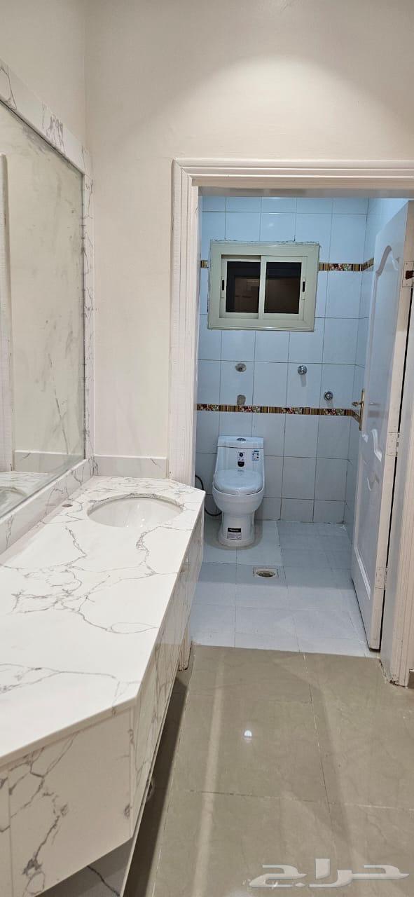 شقة حي البدراني اربع غرف مكيفه ومطبخ راكب64249495760130113