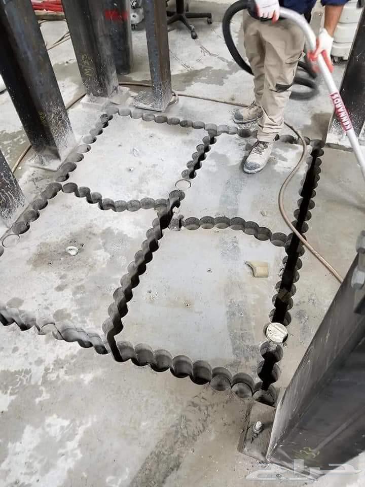 He operated a copper pipe drilling machine for air conditioner installations and repairs64249940605697114