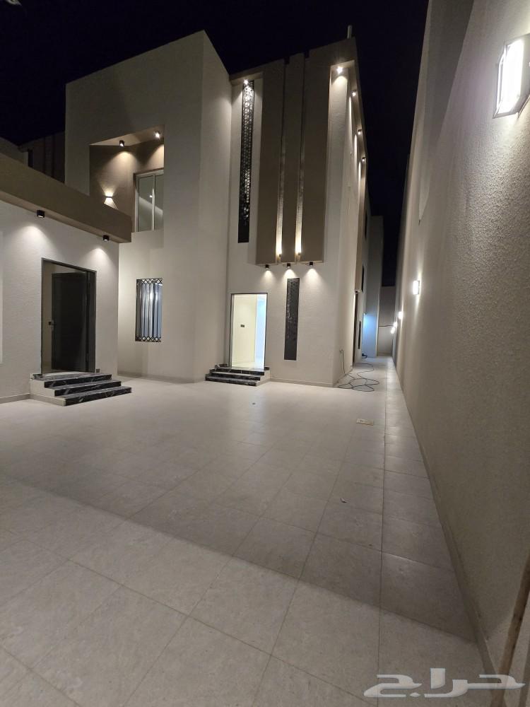 For sale: Two-story villa with annex, 10 rooms, VIP finishing in Ahad Rafidah, Al Aziziyah64253978556801114