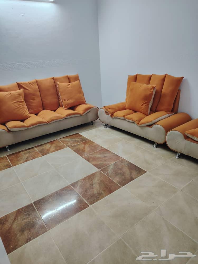 غرفه نوم من دون المرتبه وطقم جلوس 4 قطع و3 اسره حديد من دون64254153528322111