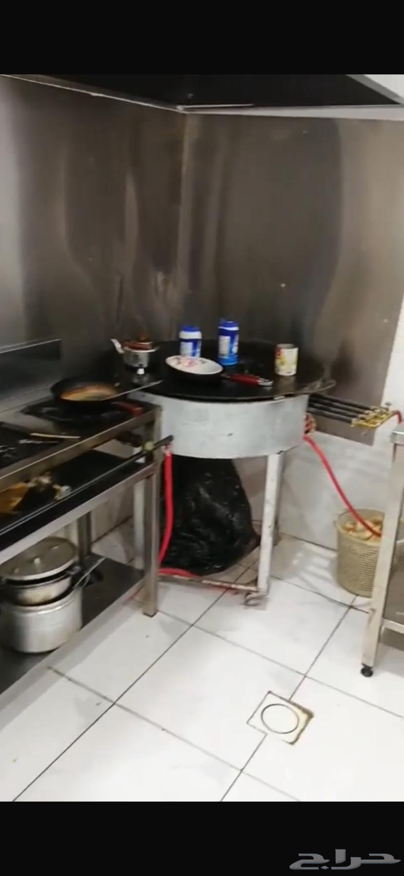 بوفيه لا التقبيل المجارده64249713958658112