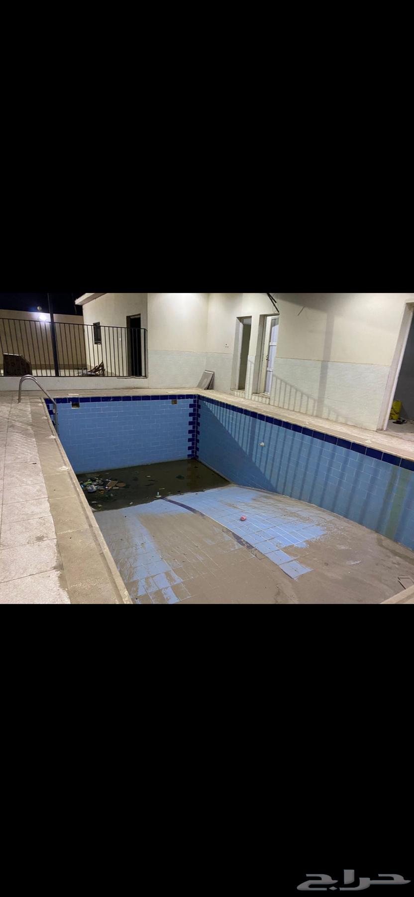 موقع مميز بحي الحرازات بناء قديم64254823714690113