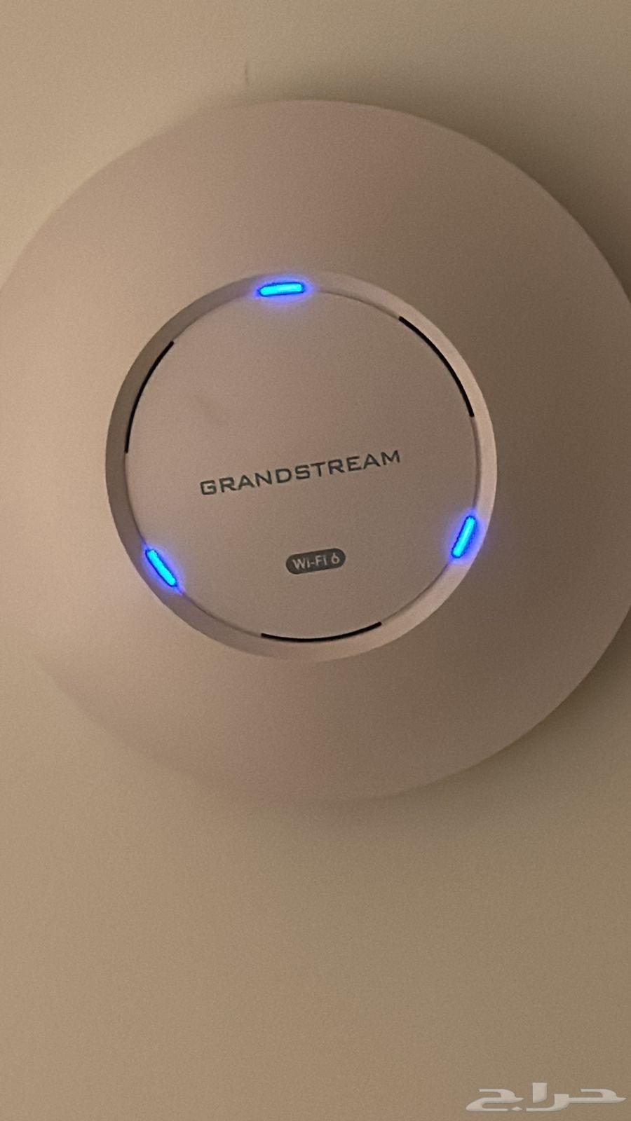 Internet and Intercom Technician64254320088067110