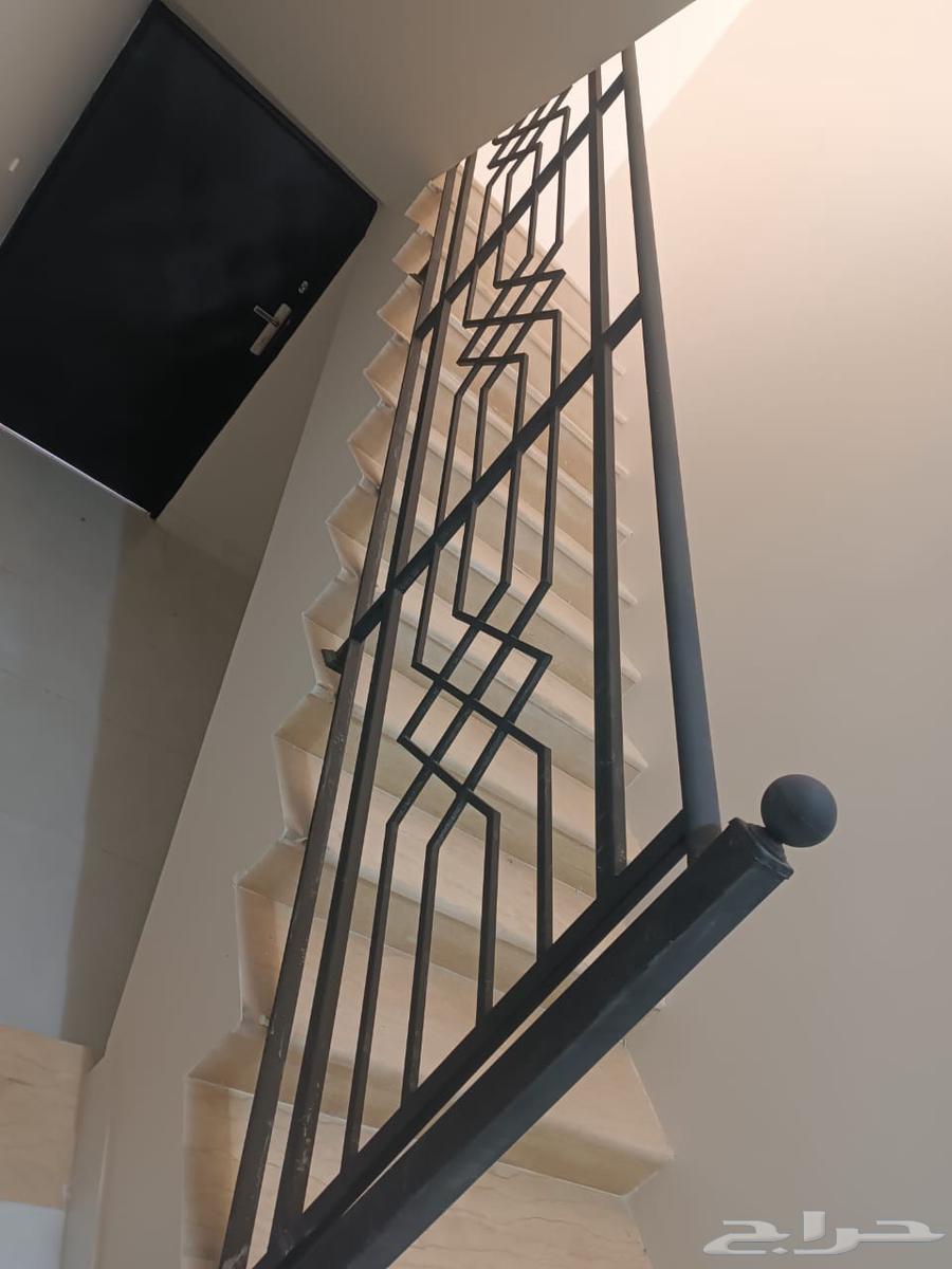 المنيوم باب شباك حمام حديد باب ليزر64254825158401114