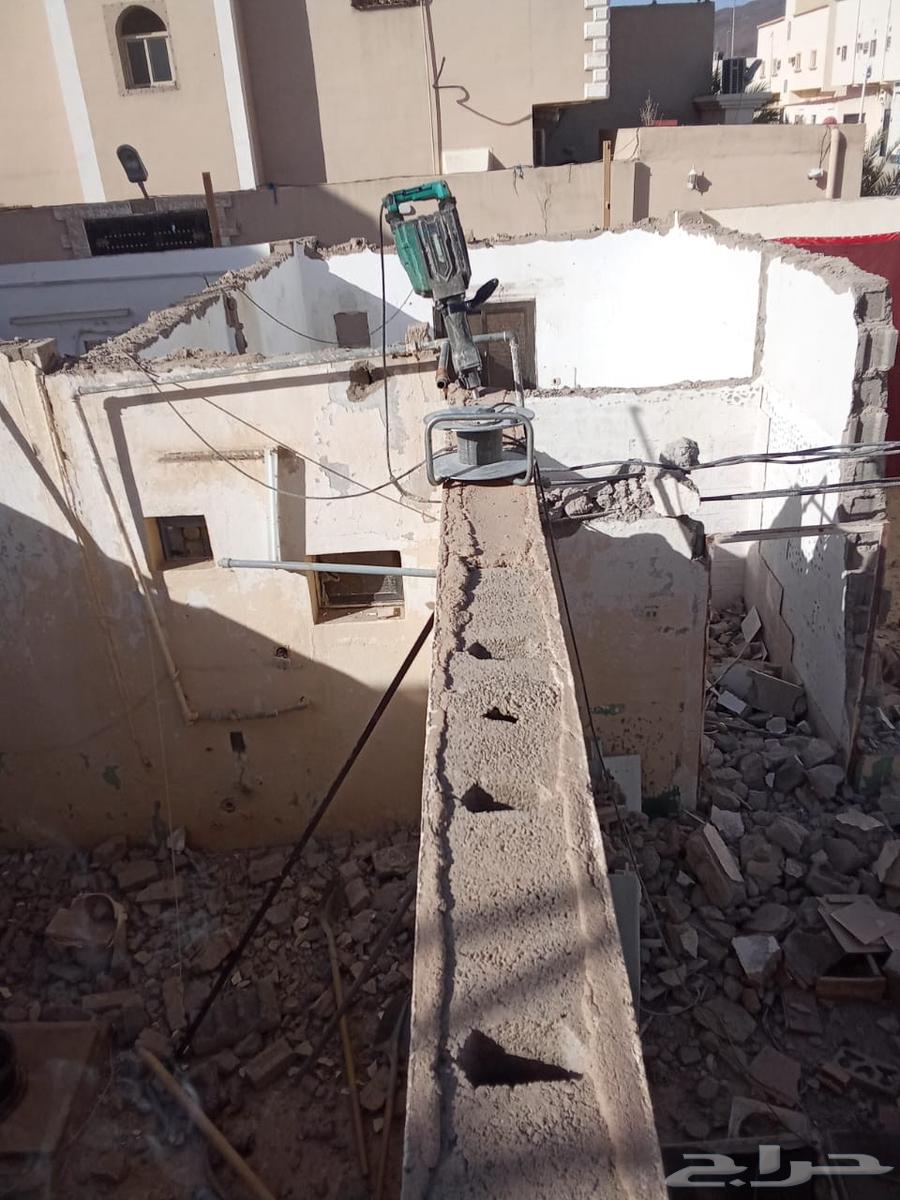 معلم تكسير وبناء ولياسة وسيراميك وترميم منازل بالمدينة المنو64254955638146111