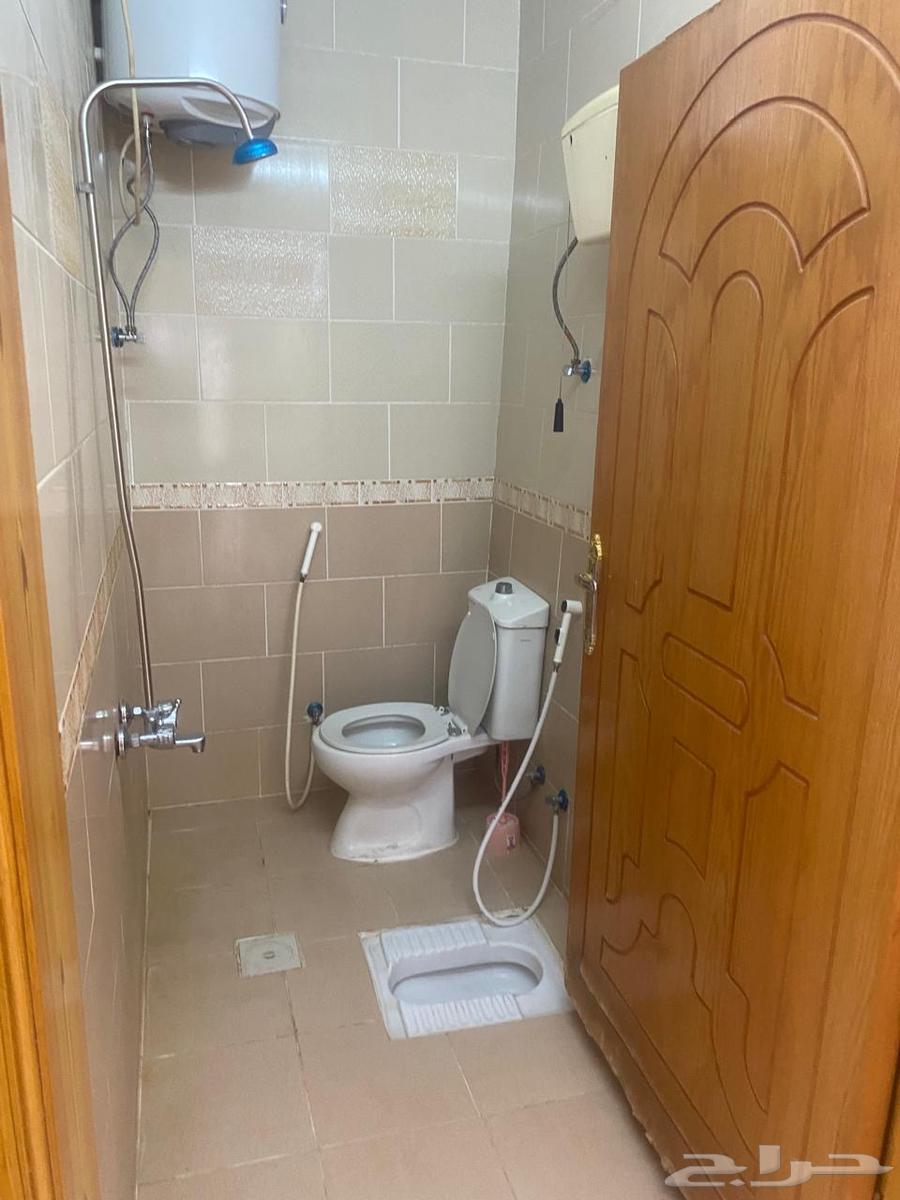 استراحة أربع غرف نوم وصالتين وحمامين ومطبخ وحوش حي العرج64249714471298114