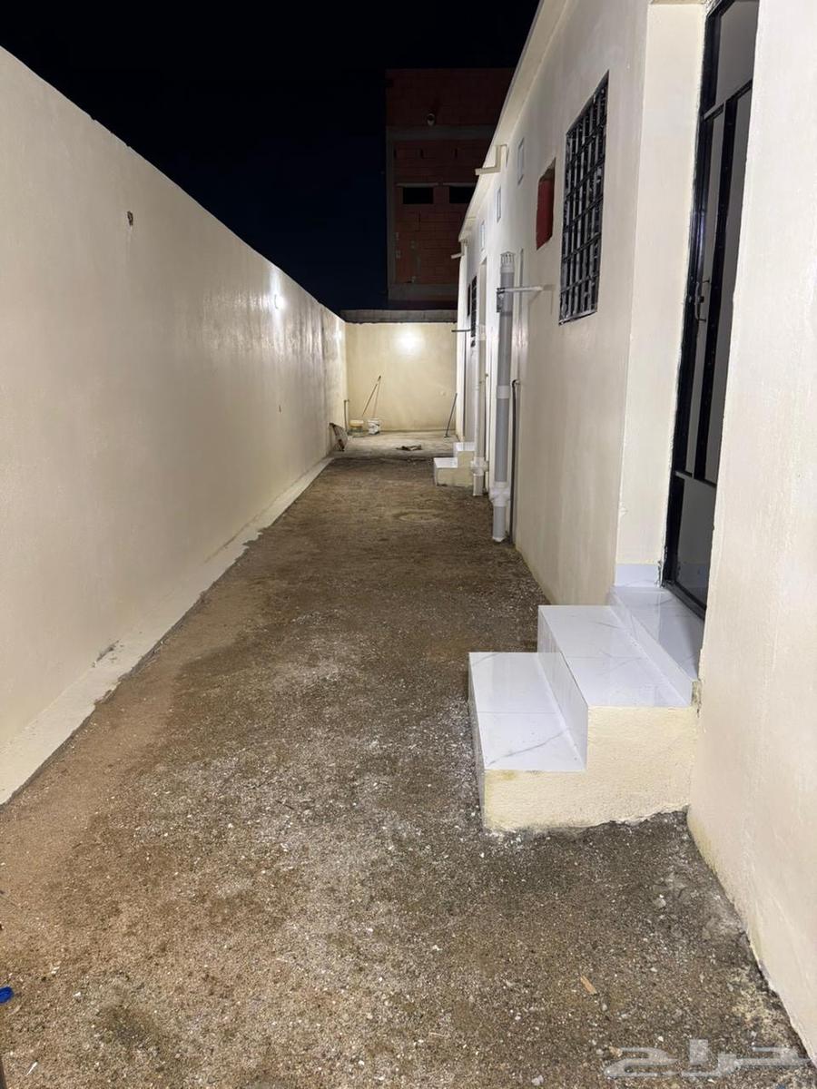 غرف عزاب للايجار حي مريخ64259717671299110