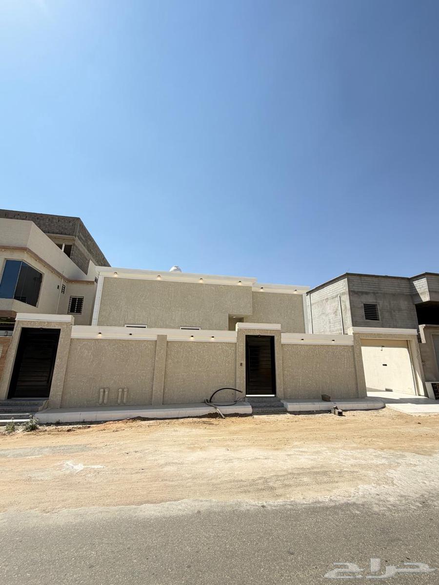 للبيع دور مستقل على ارض كامله شمال الخميس64249714254851111