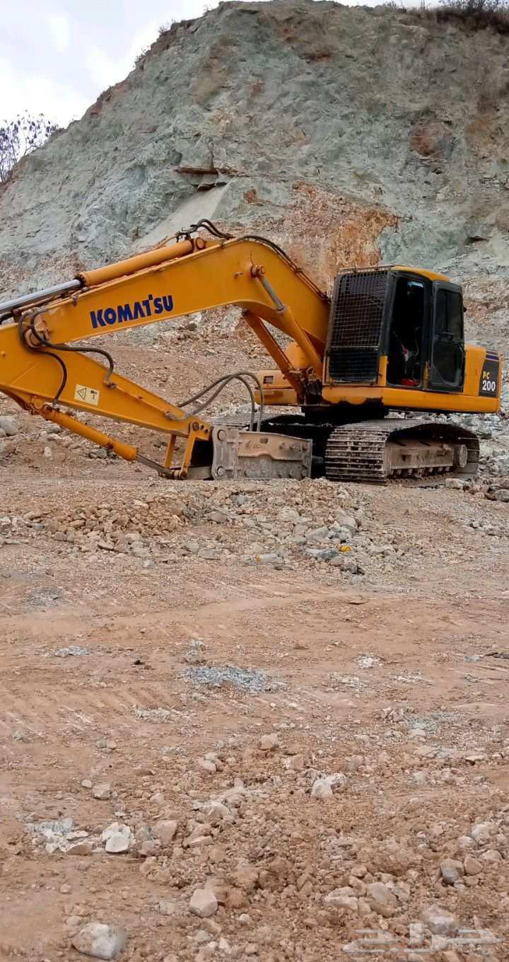 Contracting and threats from Amair64168682620929113