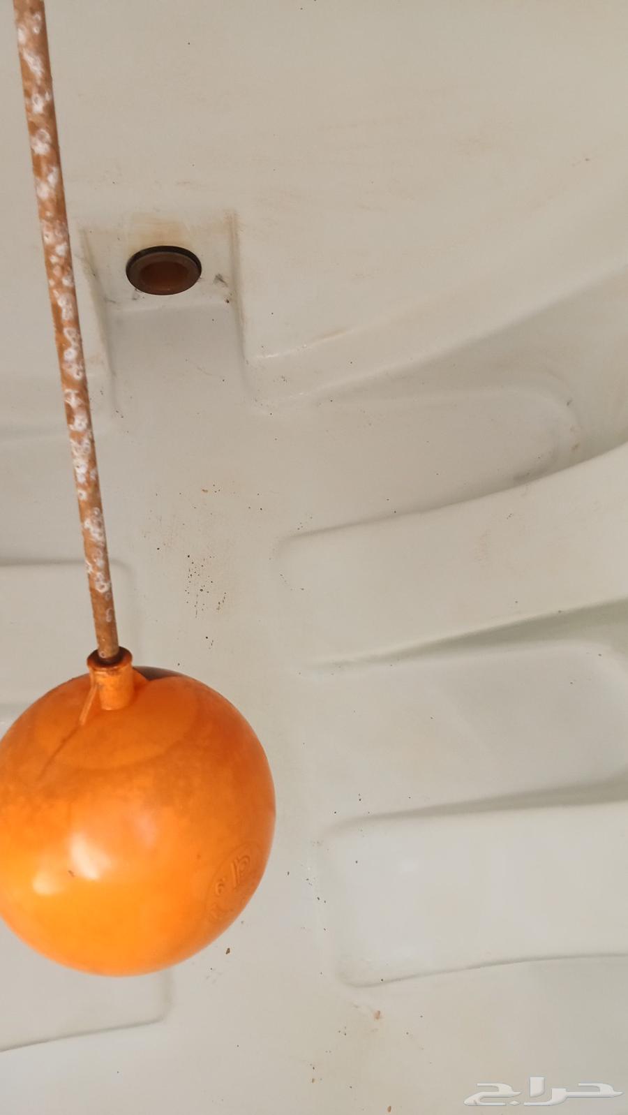 تنظيف خزانات مع التعقيم وعزل خزانات مع ضمان لحام خزانات64169147186563111