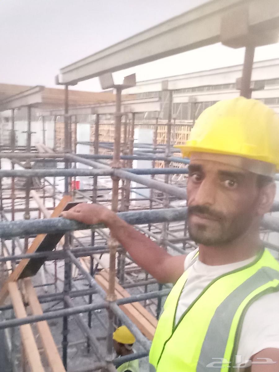 There are carpenters and assistants, special offer master 170, assistant 15064168686480643113