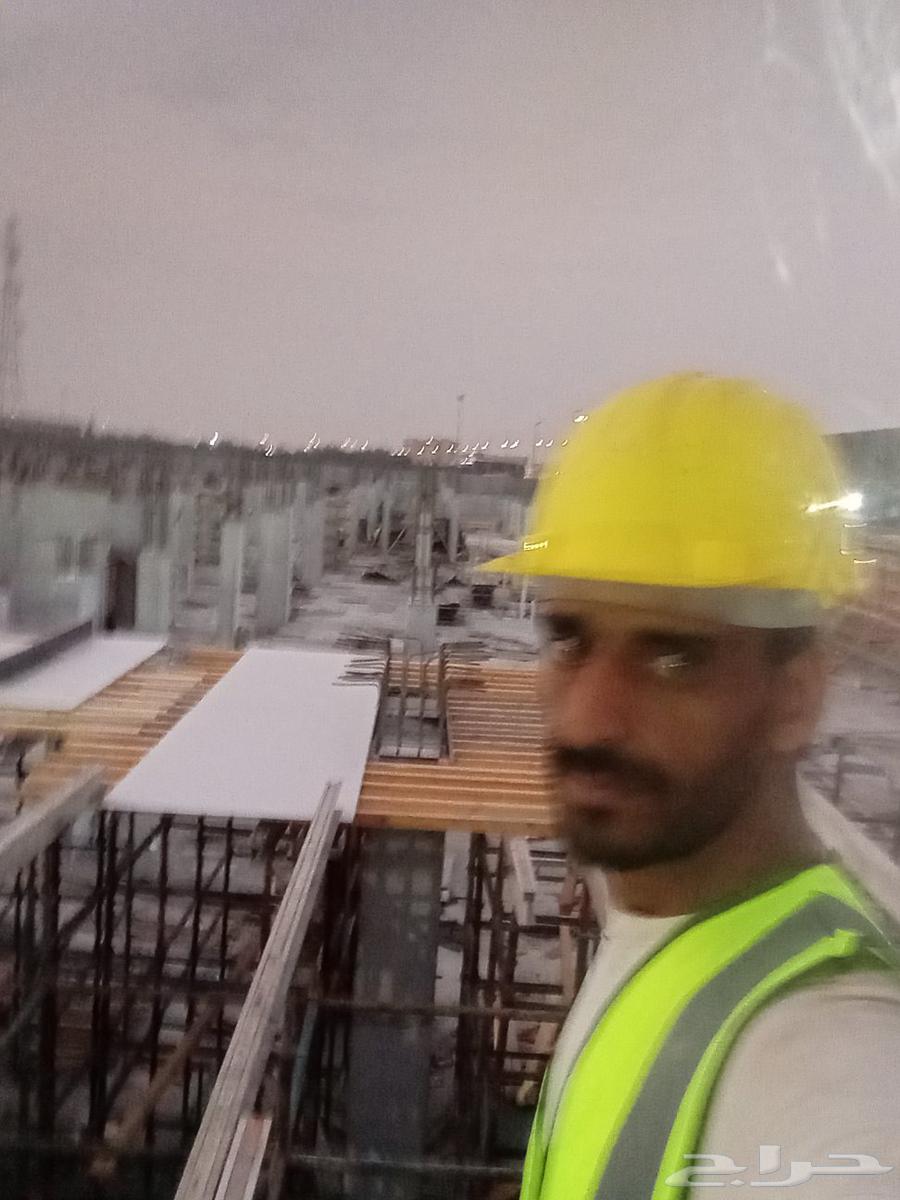 There are carpenters and assistants, special offer master 170, assistant 15064168686480643112