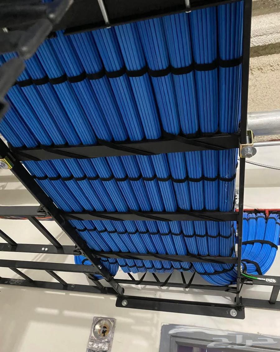 فني شبكات وكاميرات مراقبه64399175081859111