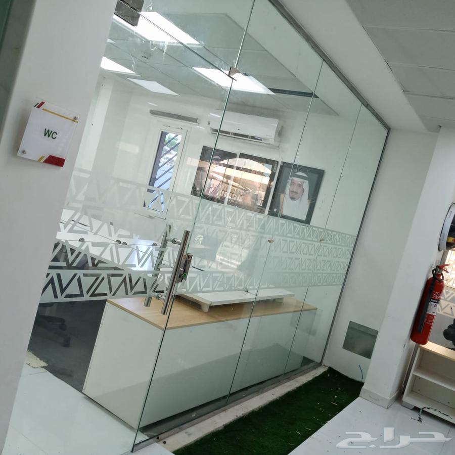 Office glass partitions for councils and authorities64171165242753111