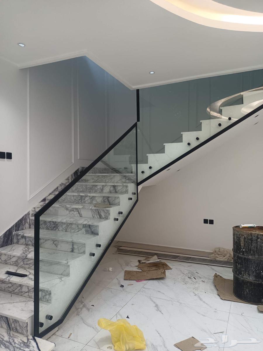 زجاج سكريت وصيانة جميع الأعمال الزجاجيه64169999620354112