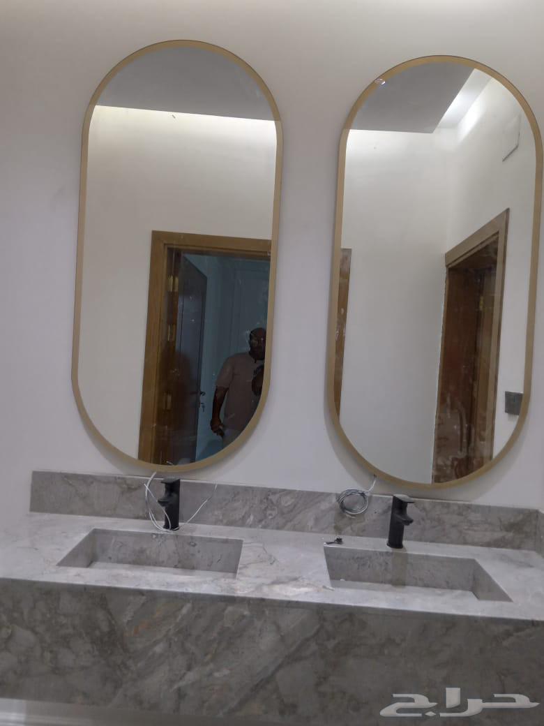 Sugar, aluminum, stucco, and all glasswork craftsman64170181318530112