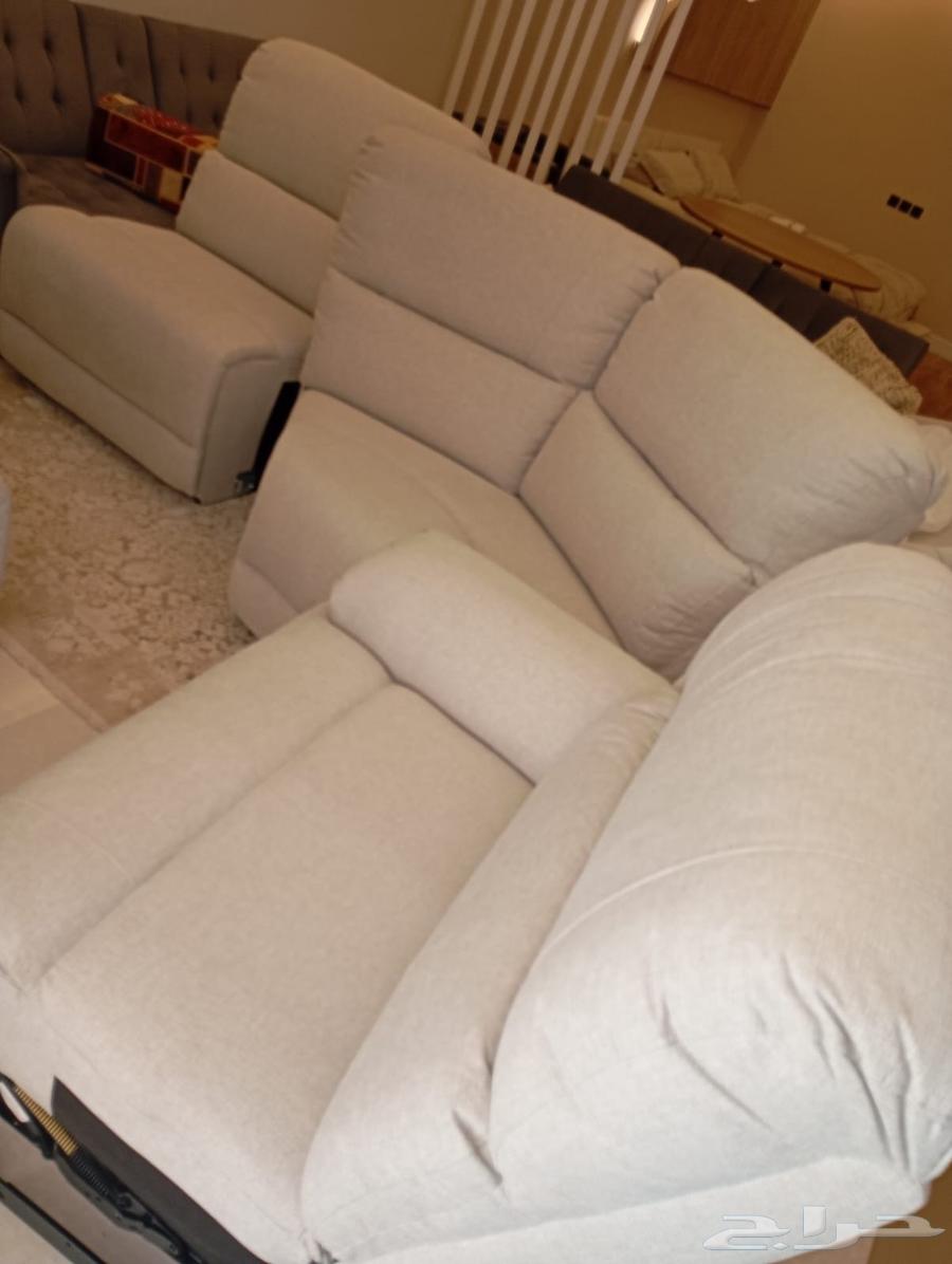 خصم 70 بالمية كنبه ركنيه من7999الى2399 ريال هوم سنتر64447613309697110