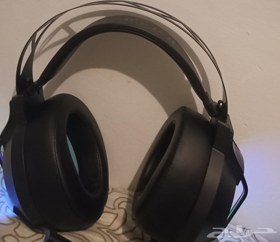 لابتوب قيمنق للبيع مع سماعة ماوس بسعر ممتاز جدا مع كرتونأصلي64434741228673112