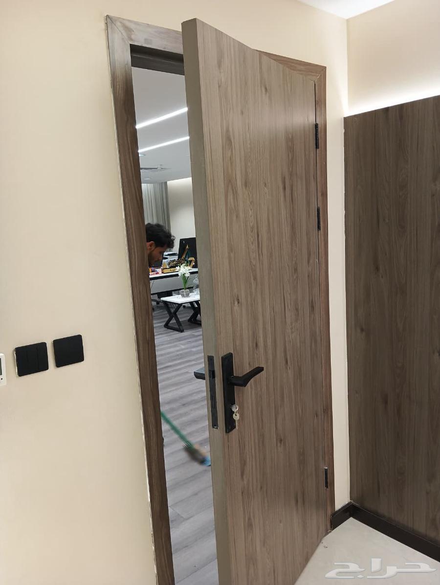 منجره متحركه لجميع اعمال النجار والديكورات64172700606593110