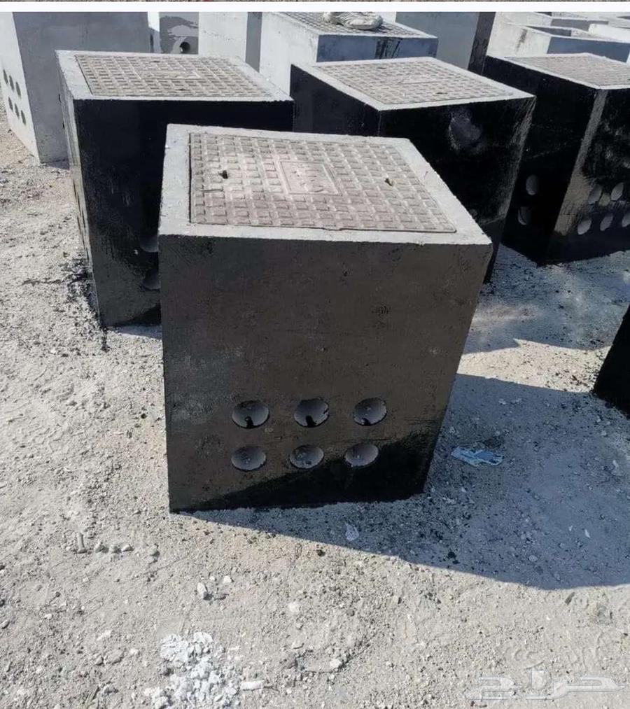 حواجز خرسانية ومنتجات خرسانية وقواعد اناره منصفات طرق64173751478530112