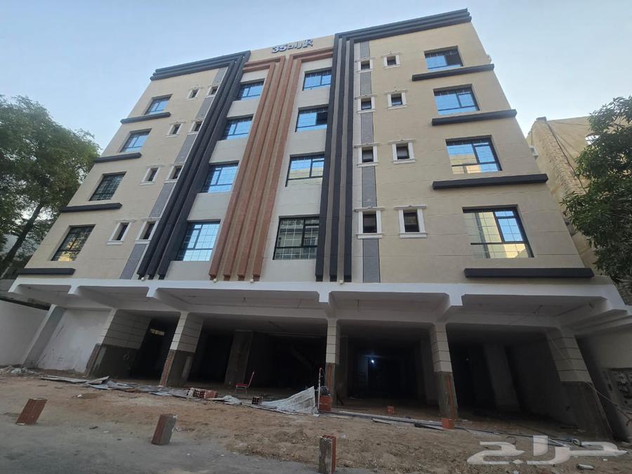 شقق حي النزهه باسعار لقطه اربع غرف مساحة 130 بسعر 37064160910448899110