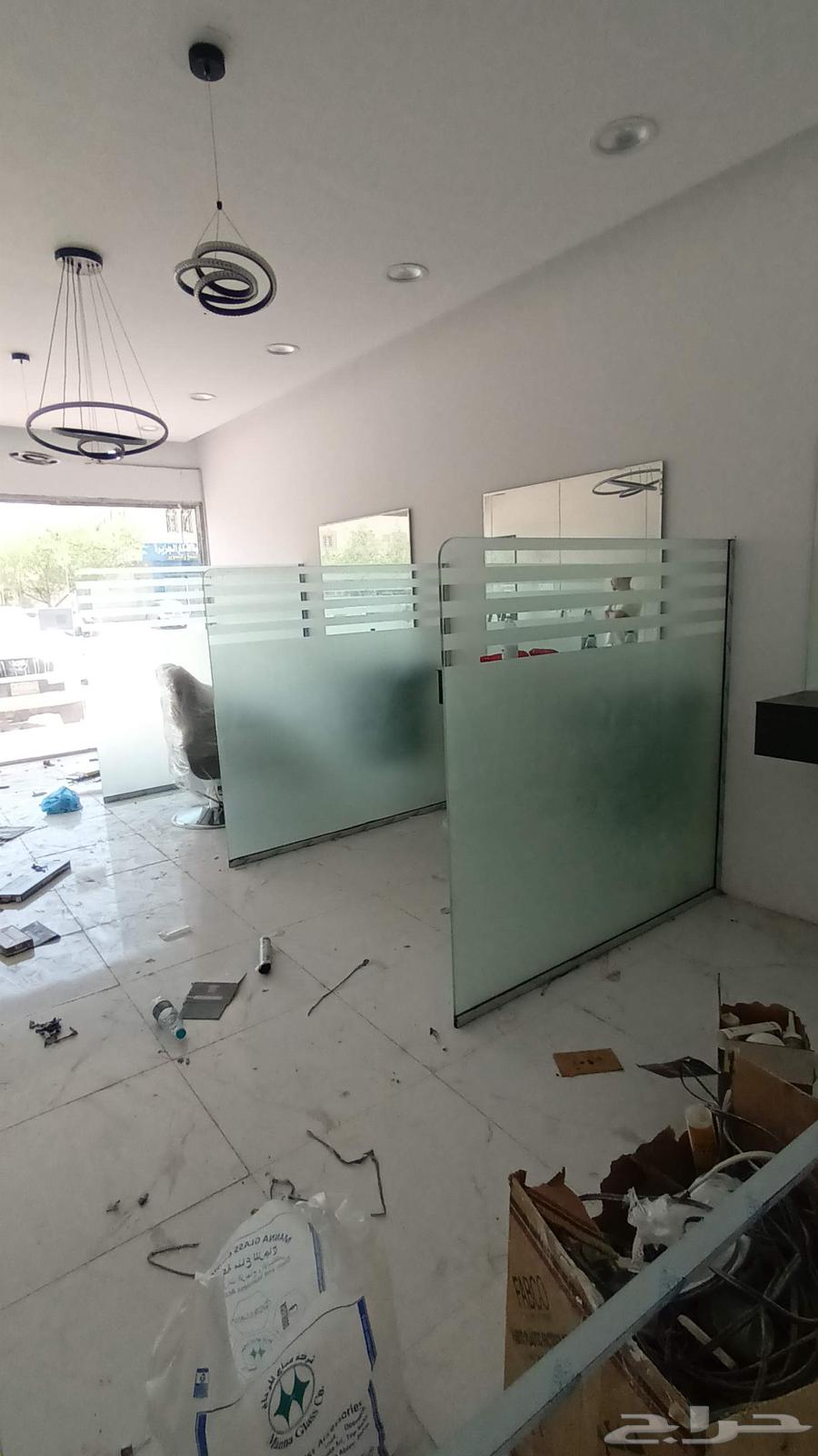 زجاج سكريت قزاز سكريت قواطع زجاج صيانه الأبواب64173950800131110