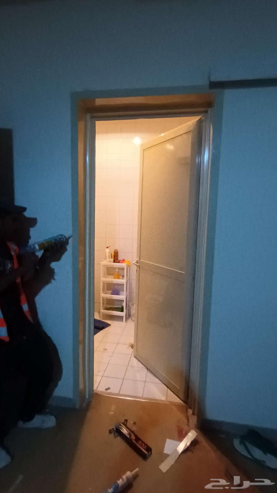 زجاج سكريت قزاز سكريت قواطع زجاج صيانه الأبواب64173950800131114