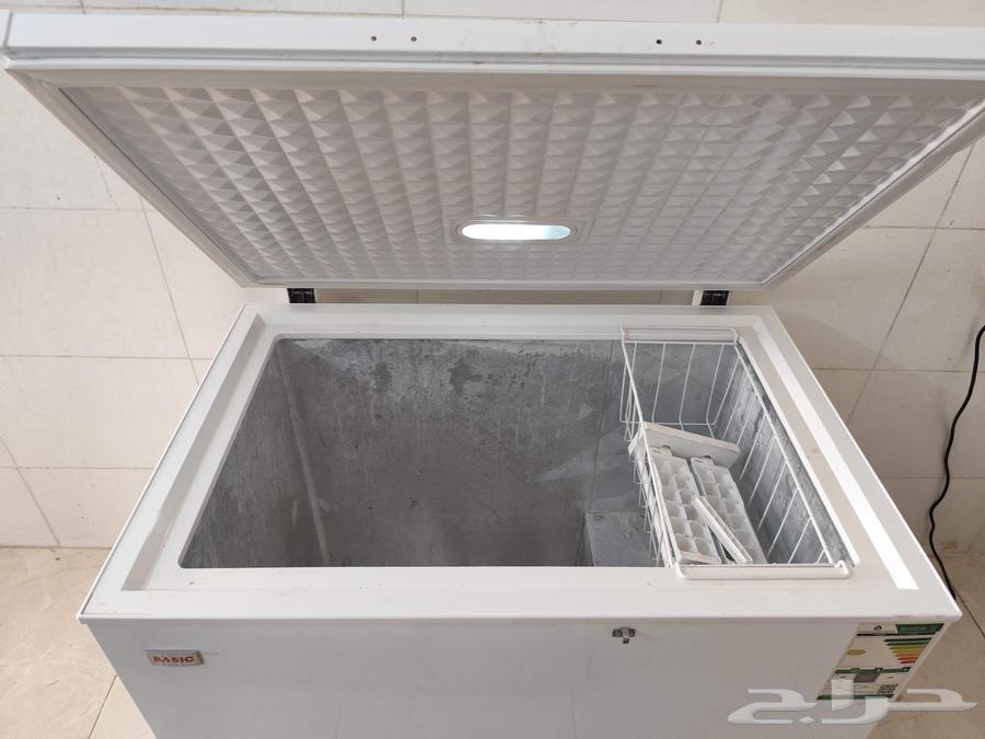 Medium-sized freezer used for 5 months64457282623491112