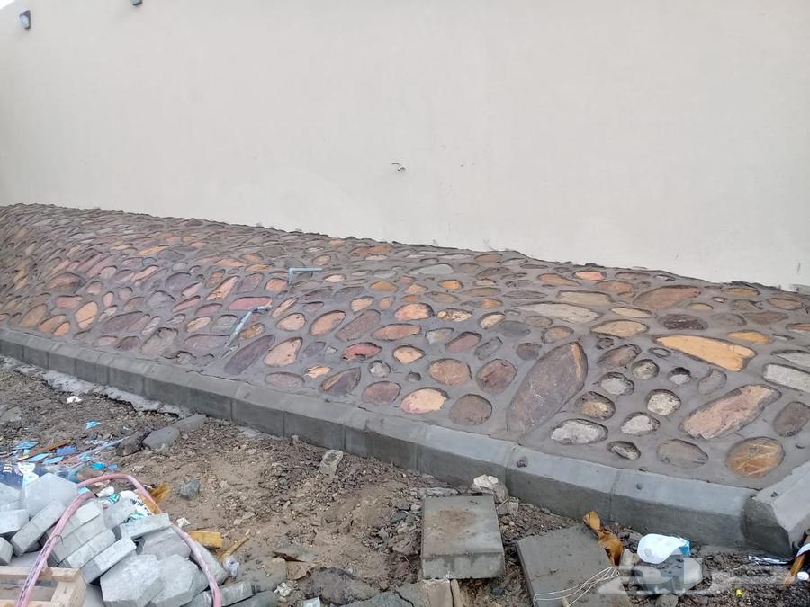 معلم حجر أبو المعلمين64215496805890112