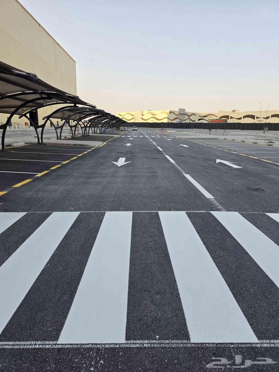 تخطيط الطرق ومواقف السيارات64175970051201112