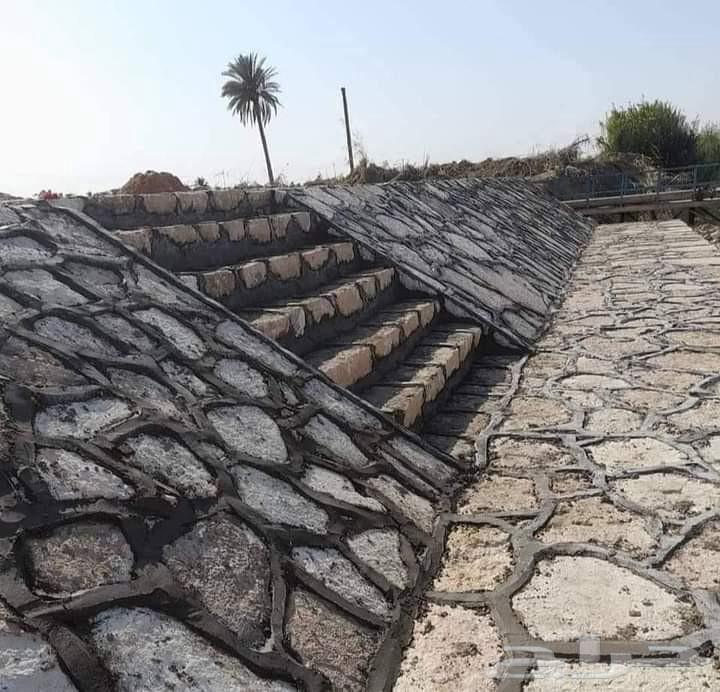 معلم حجر أبو المعلمين64215496805890113