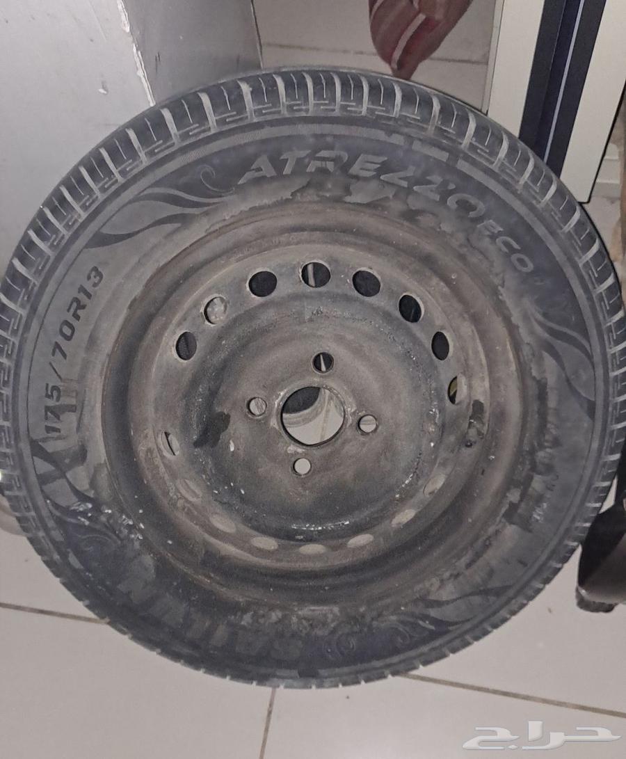 2 كشاف أمامي وكالة افيو 2007 وبعض القطع من سيارتي افيو64540266605315112