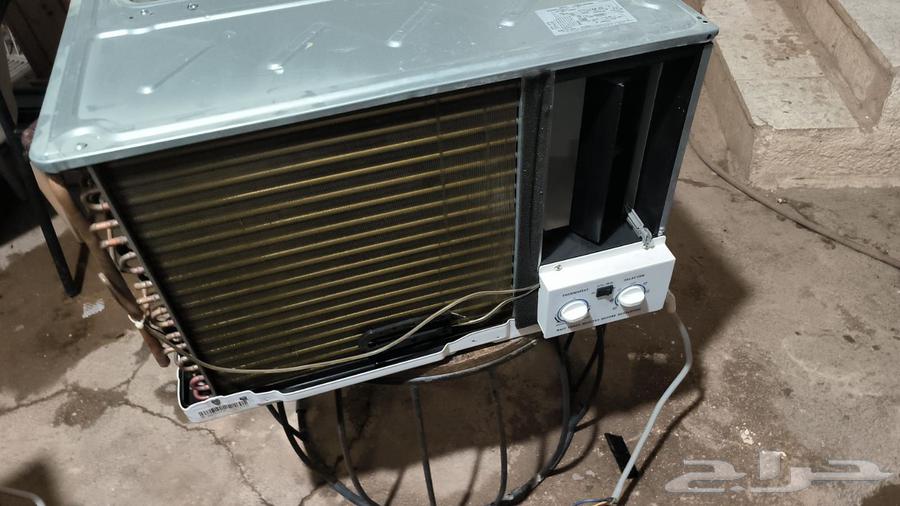 18,000 BTU Split and Window Air Conditioners, Semi-New64557489077377111