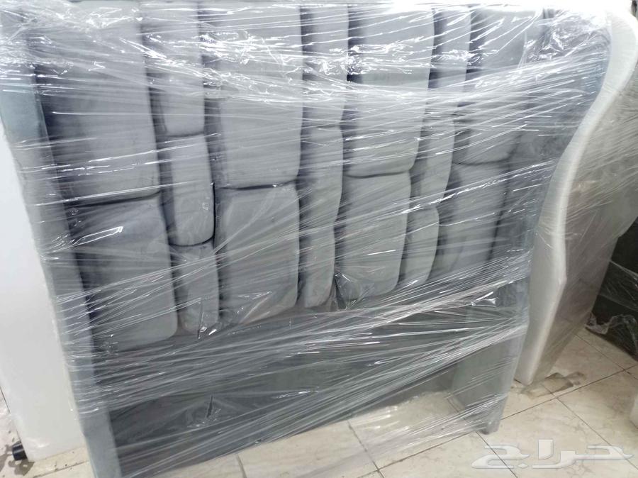 يوجدلديناالسره نفرونص المخمل بسعرالجمله التوصيل وتركيب مجاني64611605382019110