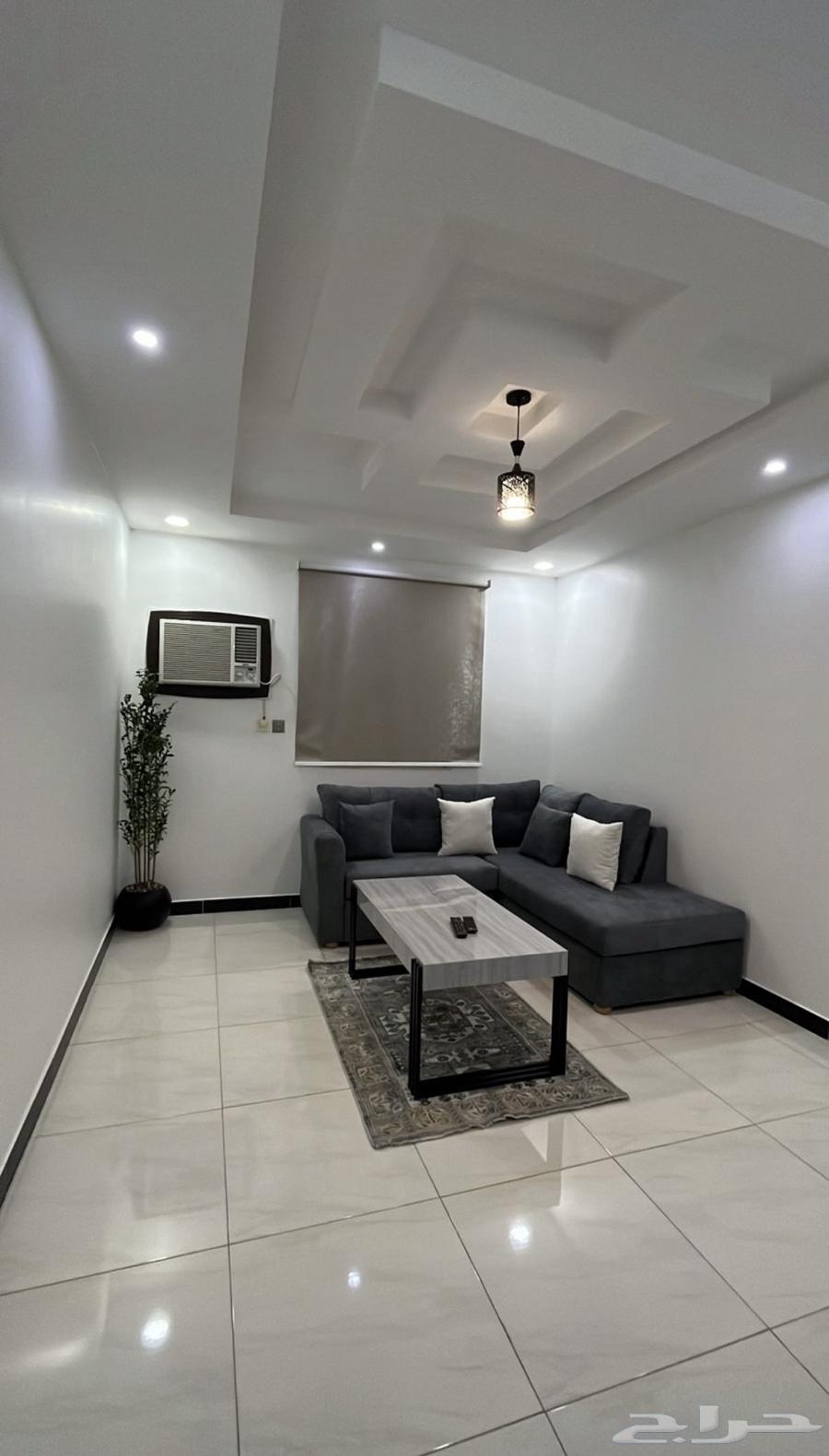 شقه فاخره مفروشه للايجار شارع رغد64254311620610113