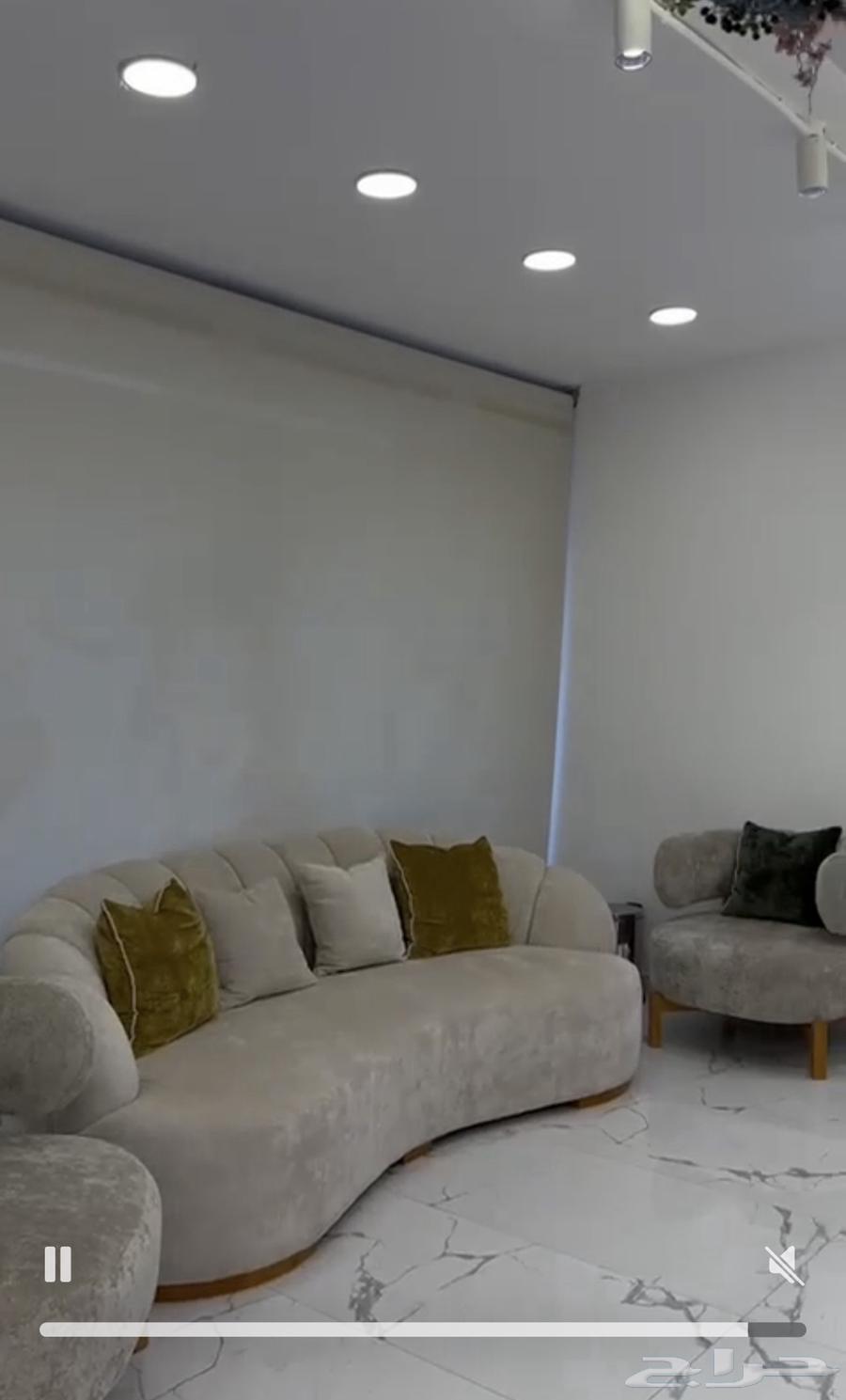 صالون نسائي للتقبيل64264172092035112