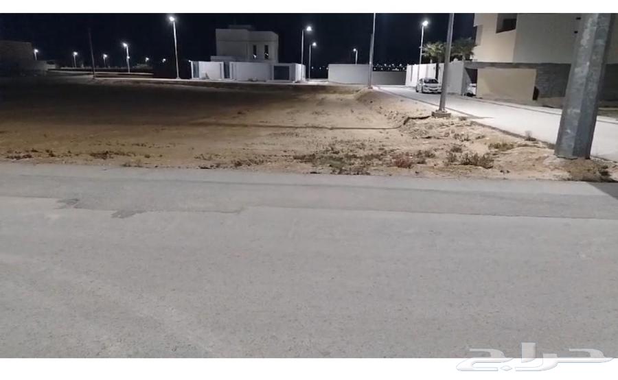 للبيع ارض سكنيه في المذنب حي الروضة64264173591171110