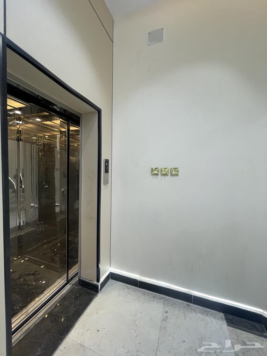 Apartment for sale with upper floor, private roof, and ready elevator, 550 thousand Darat Al-Mousa64259889784833113