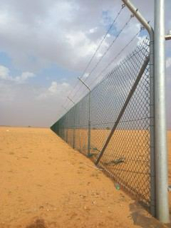 If you want a fence that lasts, you must choose the right work64264685512705112