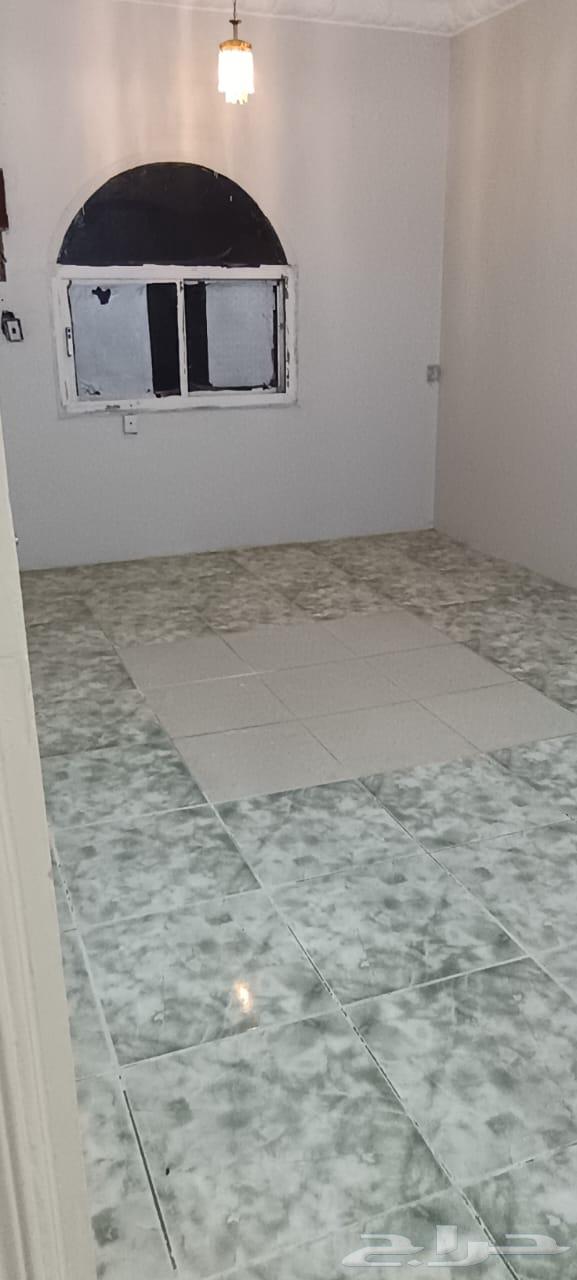 شقة 3 غرف بحي الصفا للايجار جده64264173529730111