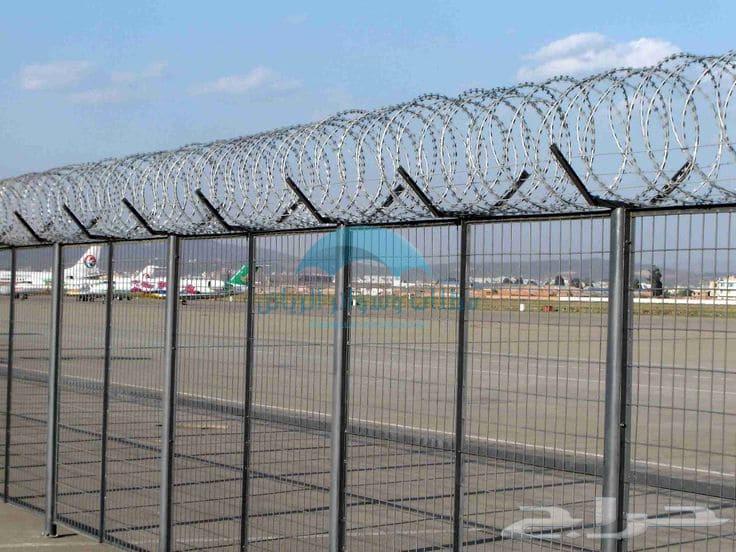 If you want a fence that lasts, you must choose the right work64264685512705113