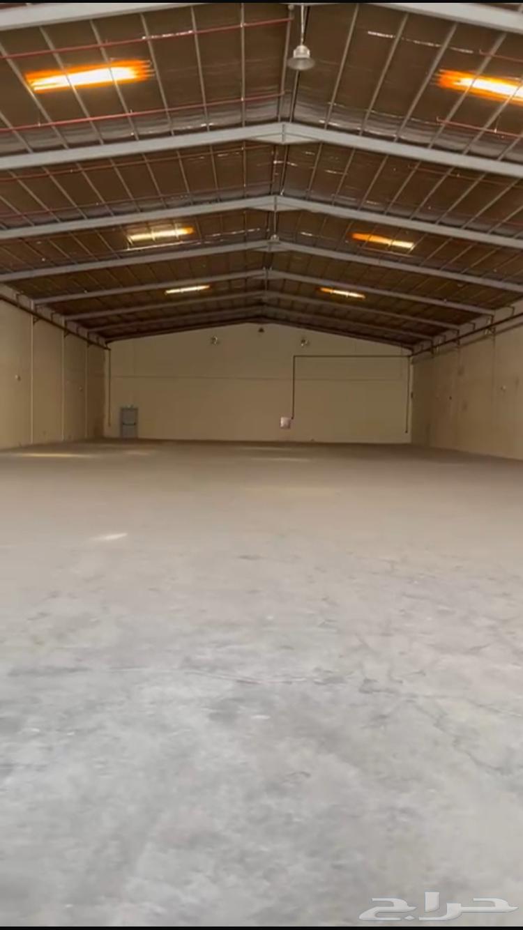 مستودع للايجار 938 متر الايجار 145 الف64263787456387110