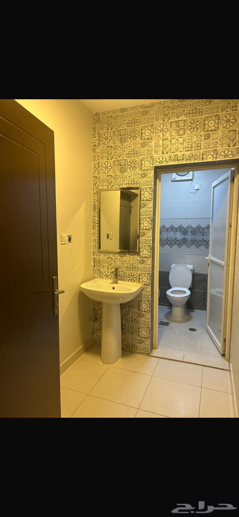 شقة بنظام استديو مؤثثة في الهيئة الملكيه بمدخل خاص64259890262530112