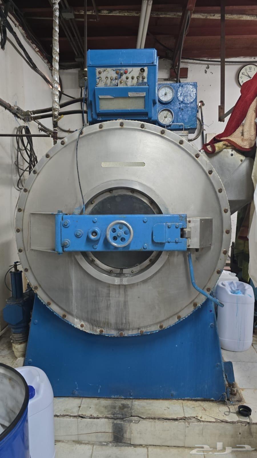 مكينة غسيل ملابس64263794903937110